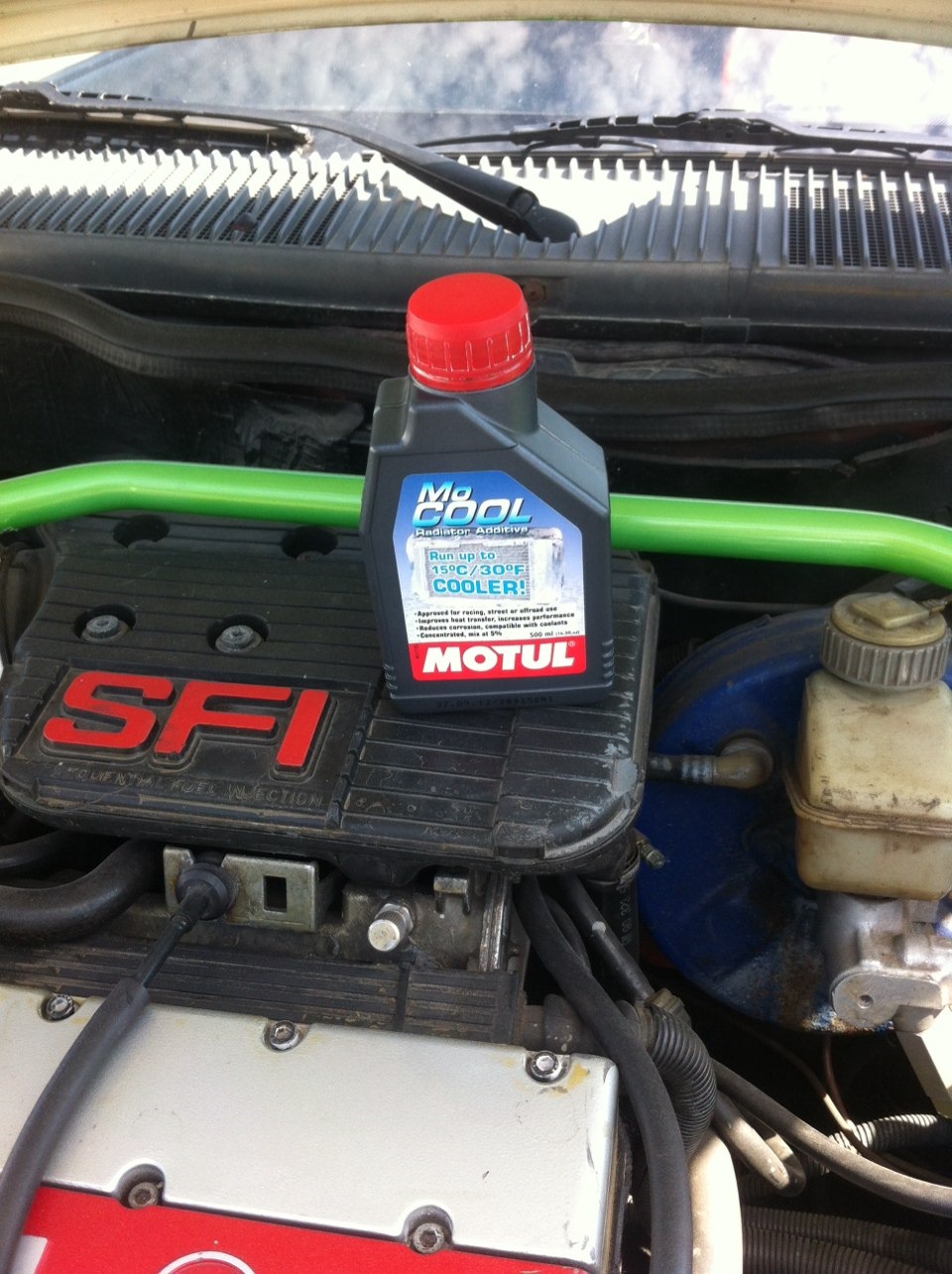 300v motul – синтетическое масло растительного происхождения