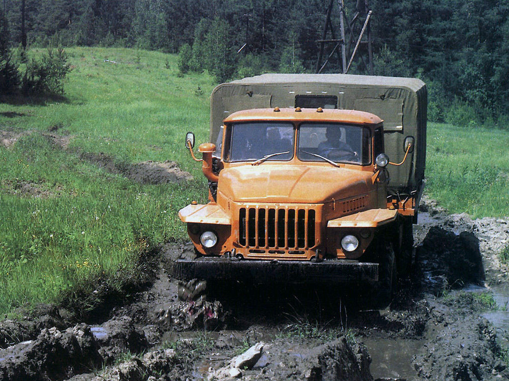 Урал 375 и 4320